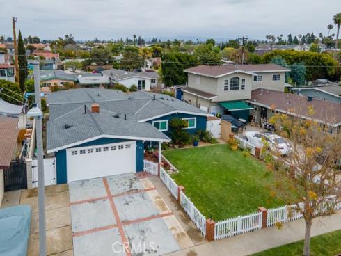 2232  Anaheim   Avenue, Costa Mesa, CA