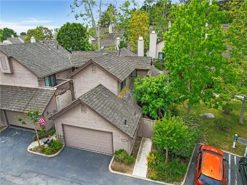 2057  Meadow View   Lane, Costa Mesa, CA