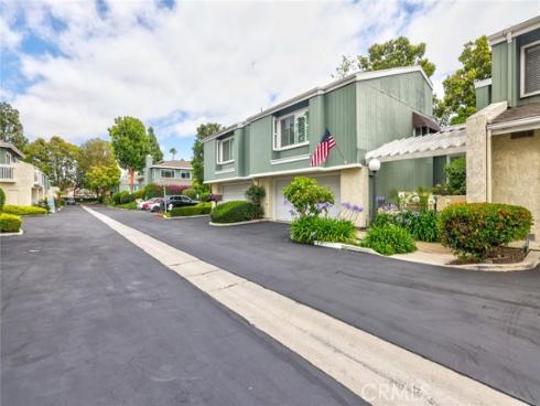 873  Bear Creek  75 , Costa Mesa, CA