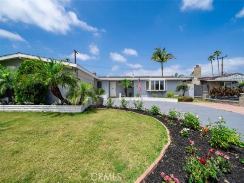 1727  Labrador Drive  , Costa Mesa, CA