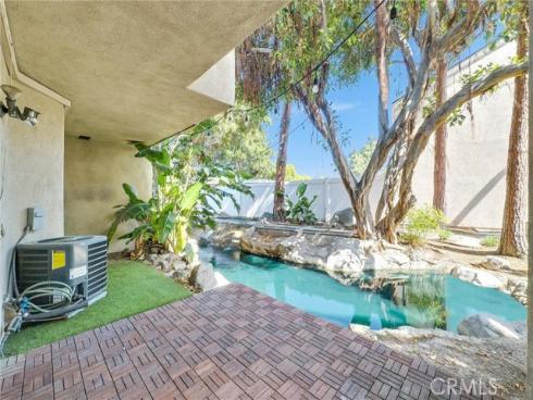 409  Bryson Springs  , Costa Mesa, CA