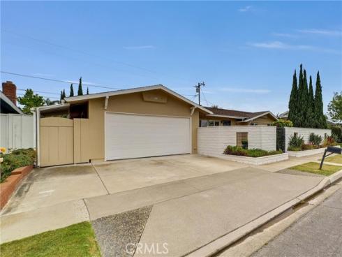 255  Sherwood   Street, Costa Mesa, CA