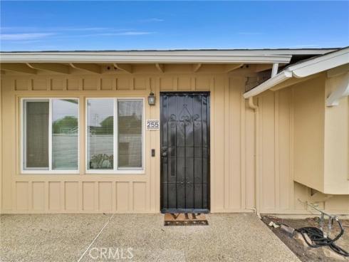 255  Sherwood   Street, Costa Mesa, CA