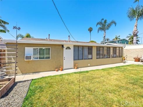 877  Darrell St.  , Costa Mesa, CA