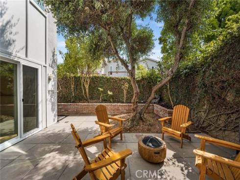 362  Grenoble   Lane, Costa Mesa, CA