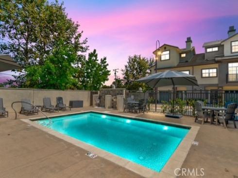 628  Seabright   Circle, Costa Mesa, CA