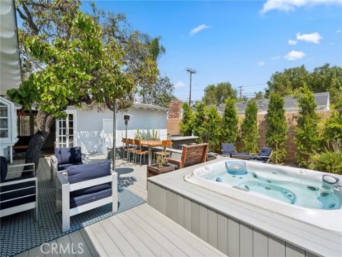 295  Mesa   Drive, Costa Mesa, CA