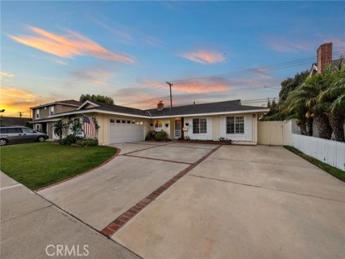 2829  Europa   Drive, Costa Mesa, CA