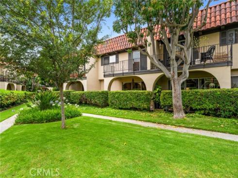 3055  Club House   Circle, Costa Mesa, CA