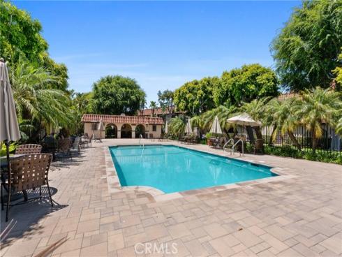 3055  Club House   Circle, Costa Mesa, CA