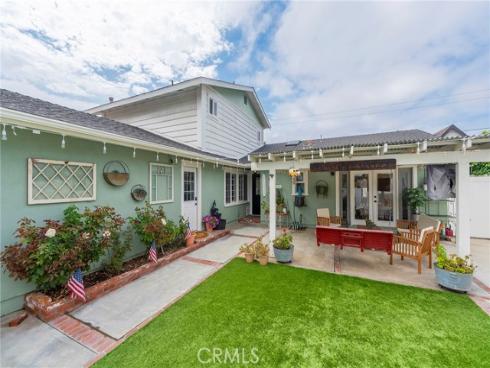 571  Traverse   Drive, Costa Mesa, CA