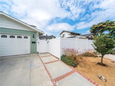 571  Traverse   Drive, Costa Mesa, CA