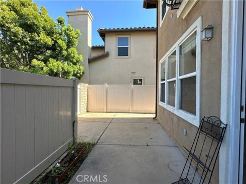 2112  Canyon   Circle, Costa Mesa, CA