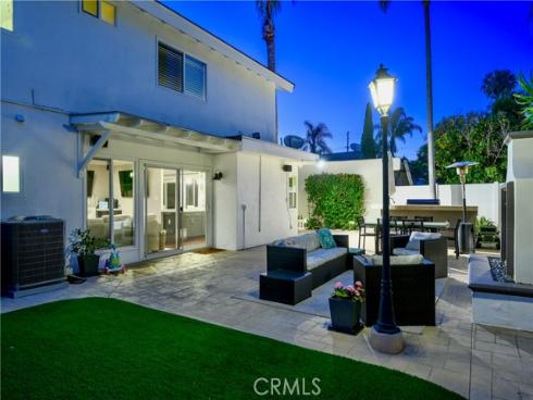 3466  San Rafael   Circle, Costa Mesa, CA