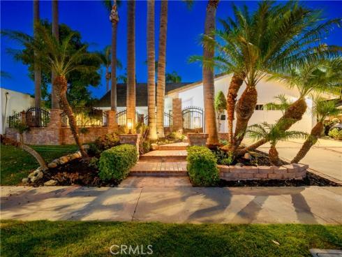 3466  San Rafael   Circle, Costa Mesa, CA