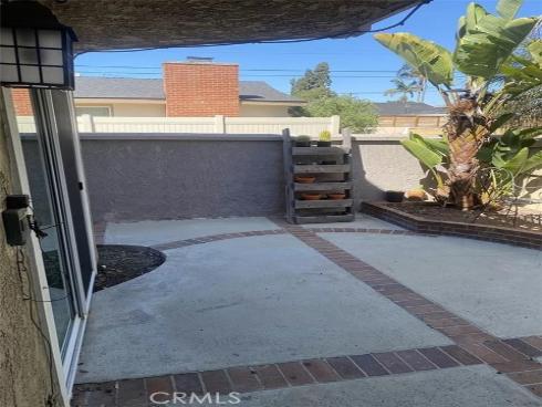 1631  Irvine  C  Avenue, Costa Mesa, CA