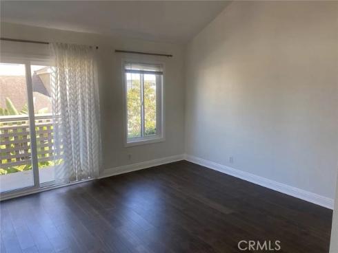 1631  Irvine  C  Avenue, Costa Mesa, CA