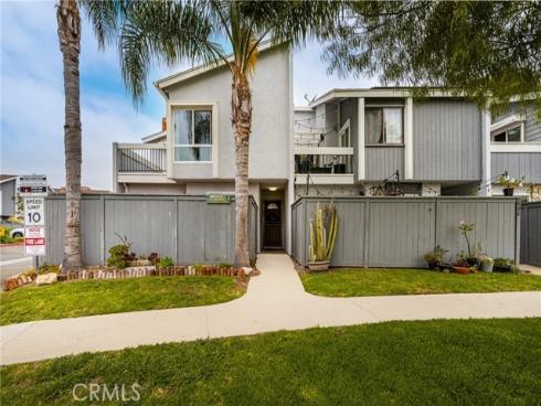 600  Rainier Way  207 , Costa Mesa, CA