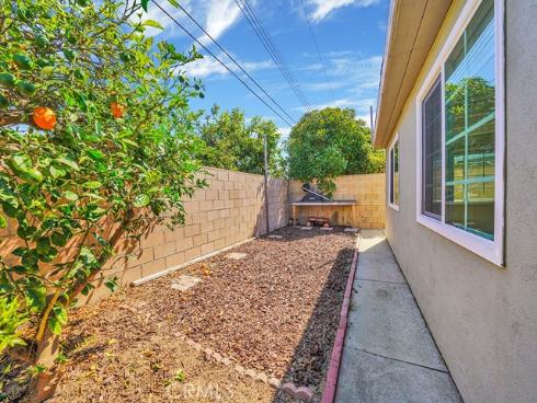 642 W Wilson   Street, Costa Mesa, CA