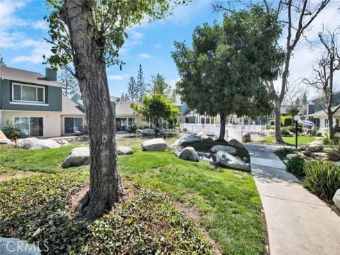 3404  Meadow Brk  30 , Costa Mesa, CA