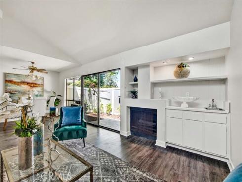 3404  Meadow Brk  30 , Costa Mesa, CA