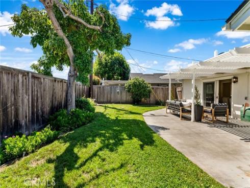 3038  Madeira Avenue  , Costa Mesa, CA