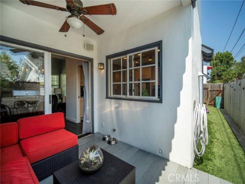 2370  Elden  D  Avenue, Costa Mesa, CA