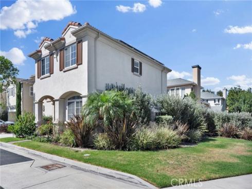 2541  Santa Ana   Avenue, Costa Mesa, CA