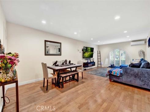 3037  Club House   Circle, Costa Mesa, CA