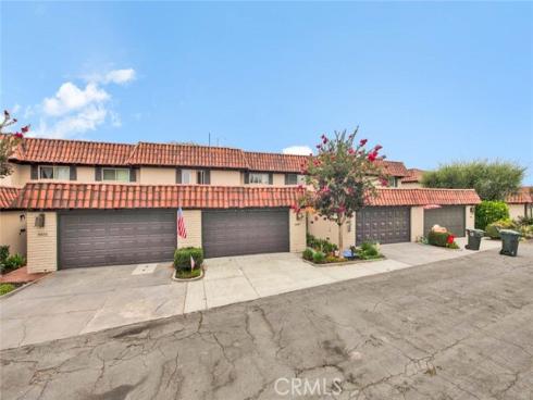 3037  Club House   Circle, Costa Mesa, CA