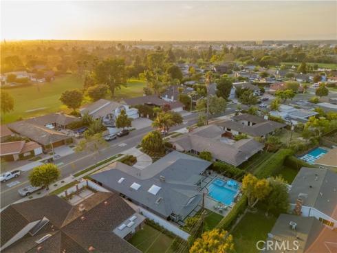 3066  Country Club  , Costa Mesa, CA