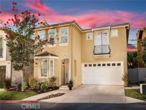 2113  Canyon Circle  , Costa Mesa, CA