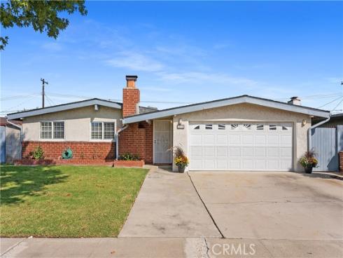 2214  Wallace   Avenue, Costa Mesa, CA