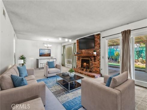 2737  Lorenzo   Avenue, Costa Mesa, CA