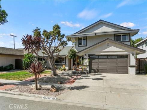 2737  Lorenzo   Avenue, Costa Mesa, CA