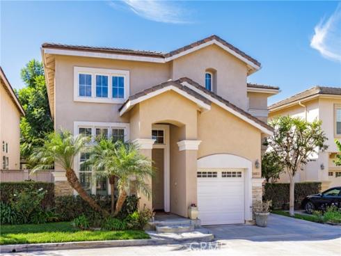 2450  Elden  D  Avenue, Costa Mesa, CA