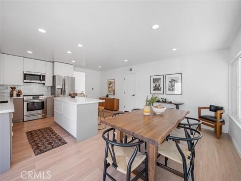 984  Carnation   Avenue, Costa Mesa, CA