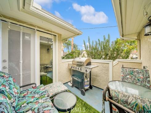 2463  Irvine  B2  Avenue, Costa Mesa, CA