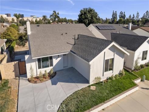 3370  Wisteria   Circle, Costa Mesa, CA