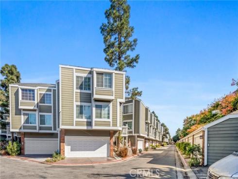 810  Wesleyan Bay  36 , Costa Mesa, CA