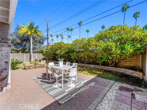 3072  Madison   Avenue, Costa Mesa, CA