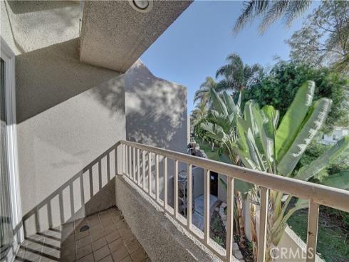 381  Bay View   Terrace, Costa Mesa, CA