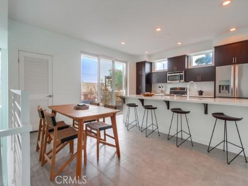 2015  Placentia   Avenue, Costa Mesa, CA