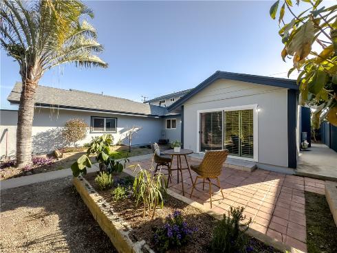 553  Sturgeon   Drive, Costa Mesa, CA