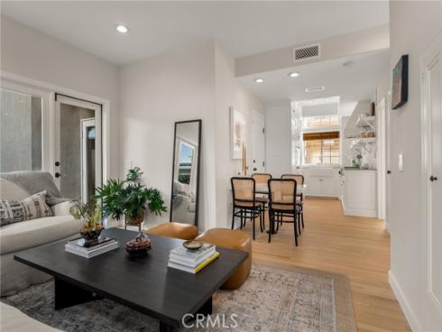 2281  La Playa   Drive, Costa Mesa, CA