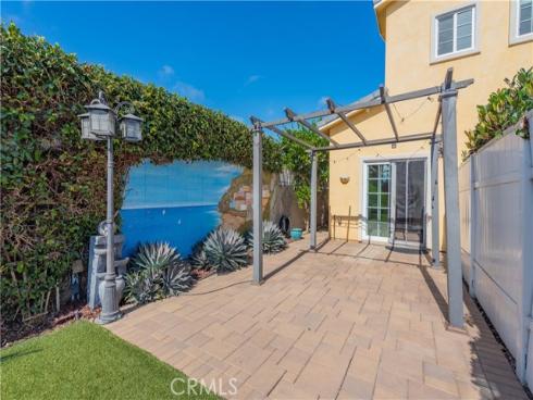 449  Hamilton  Unit D  Street, Costa Mesa, CA