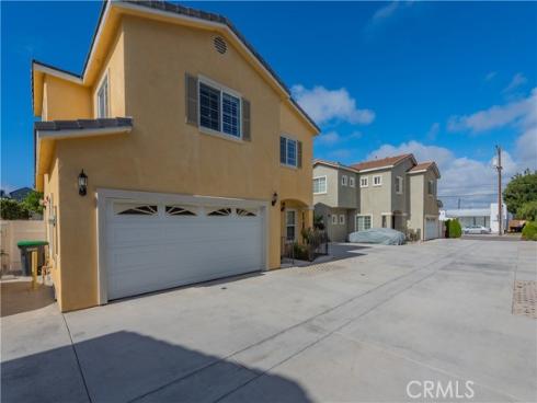 449  Hamilton  Unit D  Street, Costa Mesa, CA