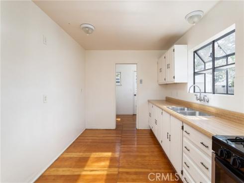 264 Walnut Street, Costa Mesa, CA