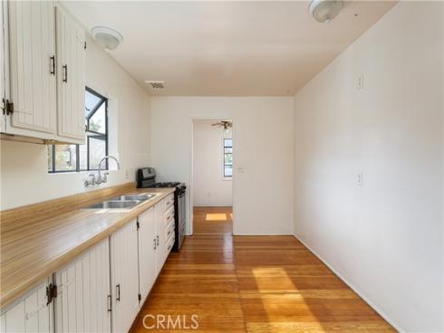 264 Walnut Street, Costa Mesa, CA