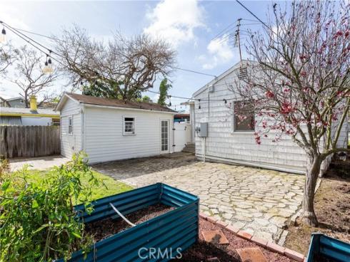 264 Walnut Street, Costa Mesa, CA